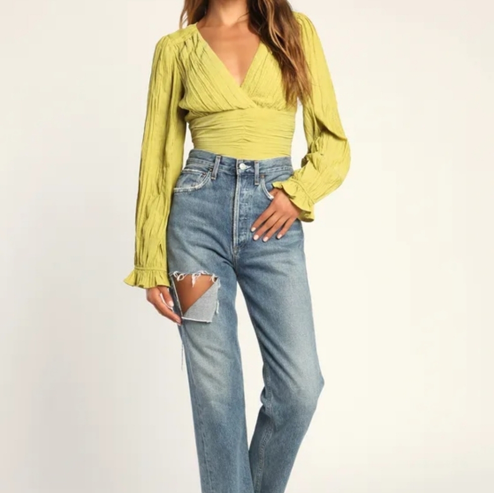 SOLD Lulus Bring The Pleat Cropped Blouse Small Green Long Sleeve Ruffle Party